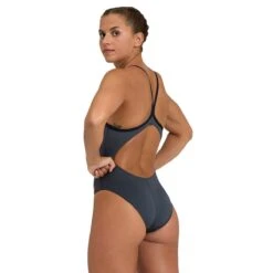 Arena Team Solid Light Drop Back -Swimming Gear Shop 004767 530 women s team swimsuit light drop solid fl 002