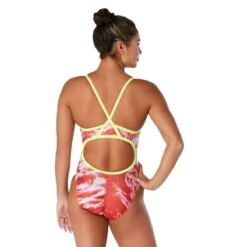 Speedo Cyclone Swirl Flyback 38 Speedo Cyclone Swirl Flyback -Swimming Gear Shop 8 002409601 x2