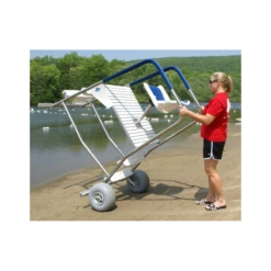 The Griffs All-Terrain Guard Chair -Swimming Gear Shop the griffs all terrain guard chair 2